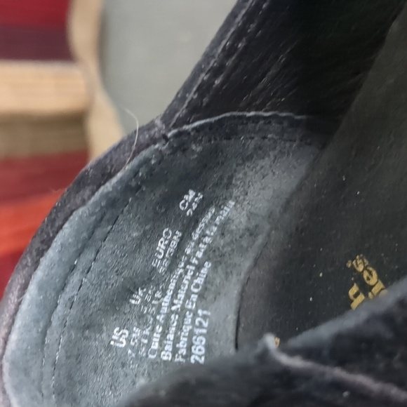 Vintage HUSH PUPPIES* black suede slip on with rubber tread and sole elastic gor - Picture 14 of 14